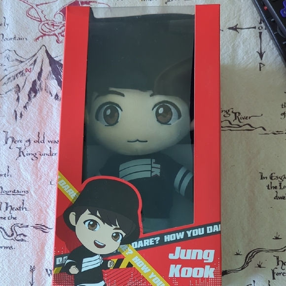 TinyTan Plush Toy Jung Kook - Picture 1 of 3